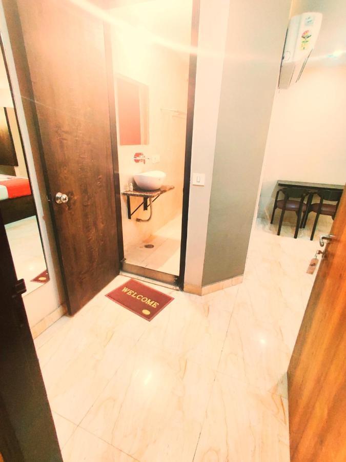 Hotel Amour By Rpi Nowe Delhi Zewnętrze zdjęcie